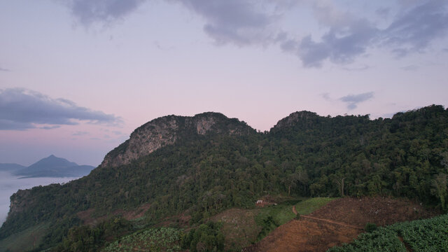 高山