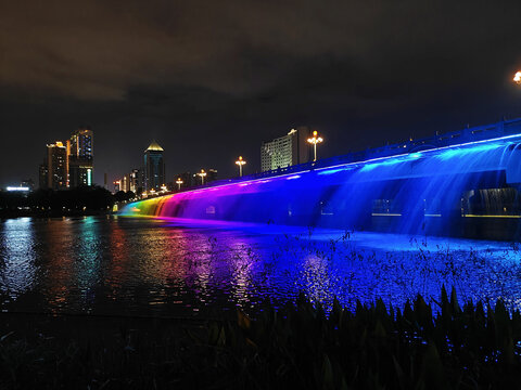 南宁南湖大桥夜景