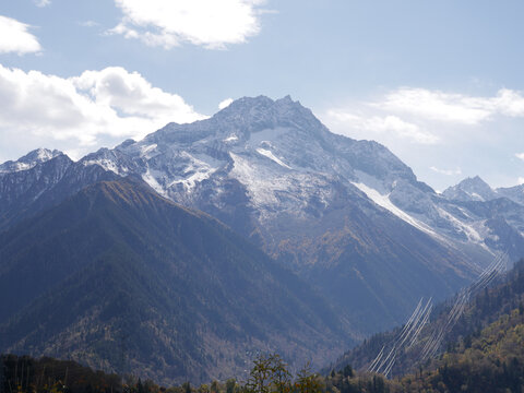 三奥雪山观景台