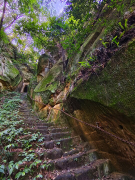 四川威远大堡墩山路