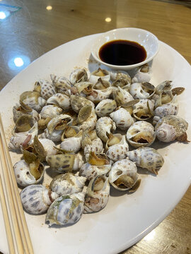 白灼花螺