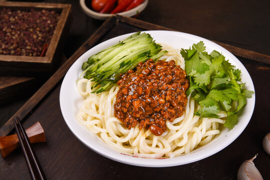 炸酱面