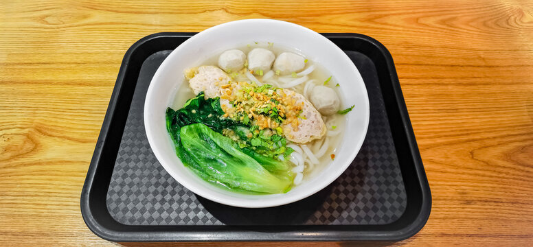 潮汕鱼蛋粿条