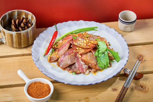 凉拌牛肉