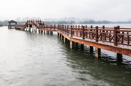 石湖观光栈桥