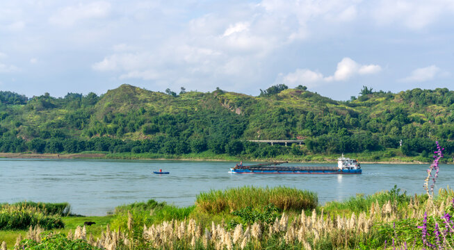 长江沿岸风光