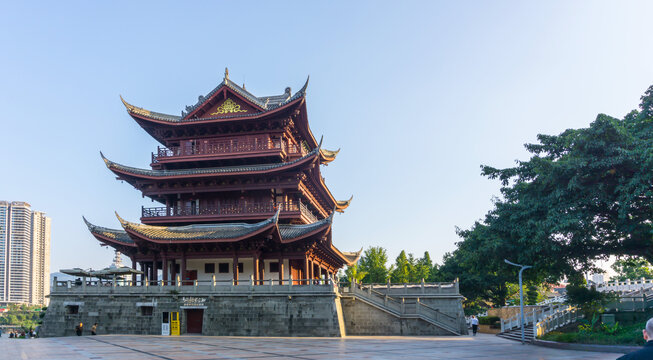 夹镜楼风采