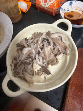 制造炸蘑菇