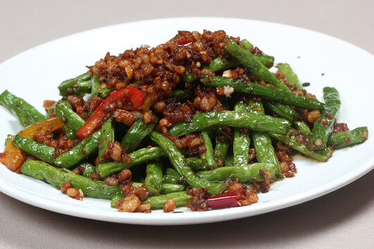 肉沫炒豆角