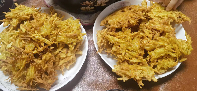 炸红薯粑粑
