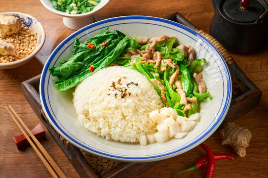 青椒肉丝盖饭