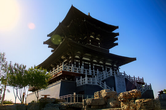 唐山南湖公园龙山阁