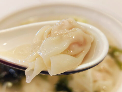 鲜肉小馄饨