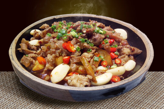 牛腩土豆钵