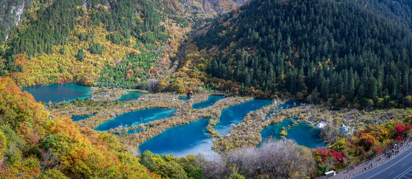 四川阿坝九寨沟秋天风光