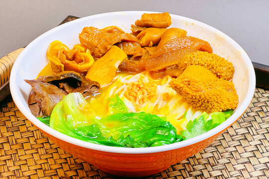 牛杂粉牛杂粿条