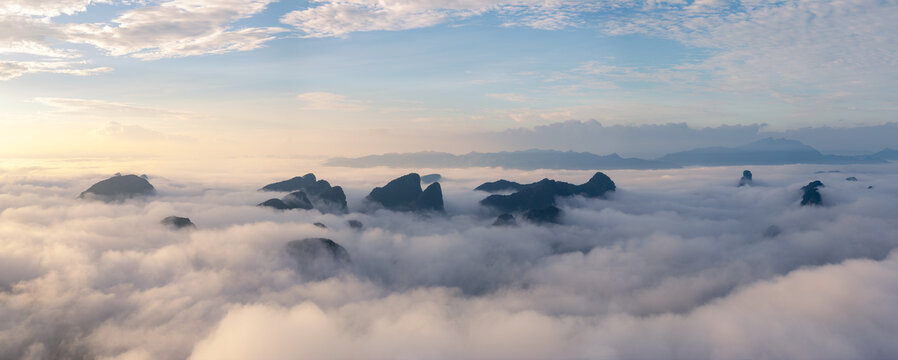 钟山百里水墨画廊云海日出