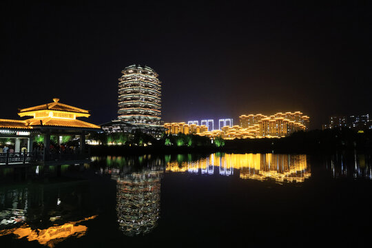 齐盛湖夜景