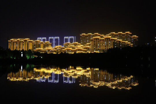 齐盛湖夜景