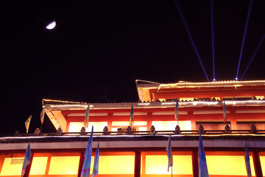 月明星稀