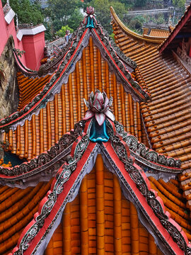 自贡法藏寺尖屋顶
