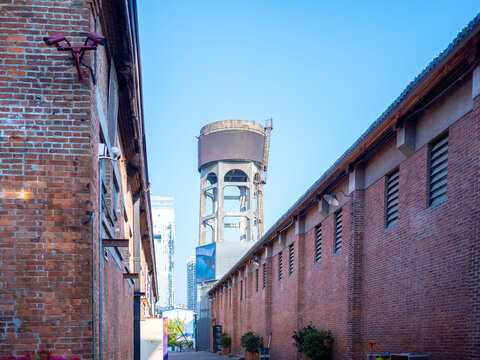 城市建筑中的工厂式建筑