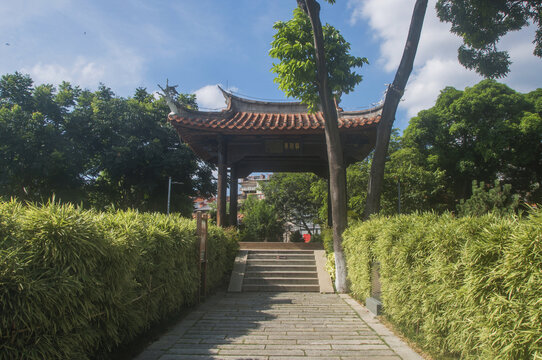 泉州小山丛竹过化亭