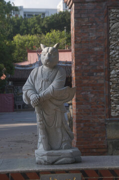 鼠将军雕塑
