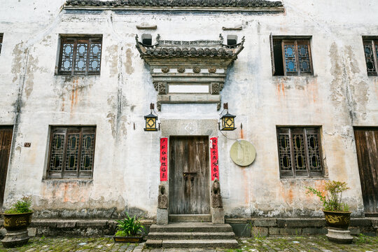 徽派建筑大门古木门