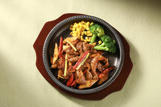 铁板牛肉