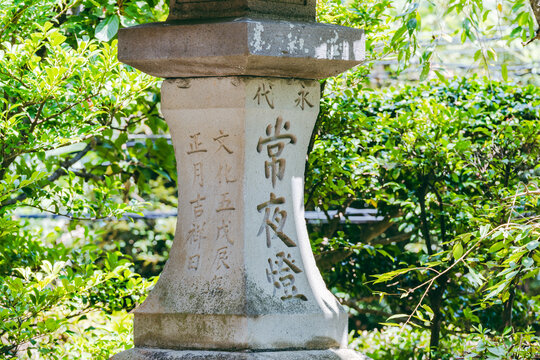 日本神社常夜灯
