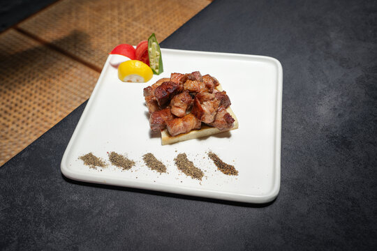香煎猪肉粒