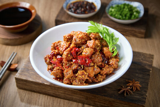 辣子鸡丁