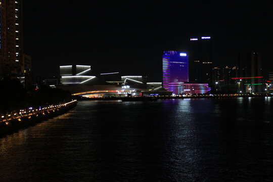 白鹅潭粤港澳大湾区艺术中心