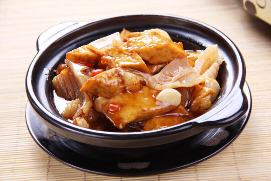 三鲜豆腐煲