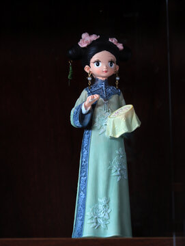 侍女玩偶
