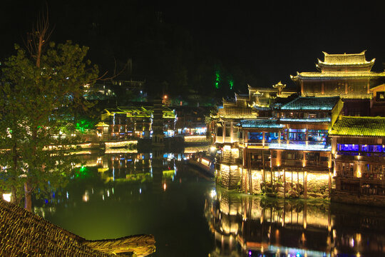 凤凰古城夜景