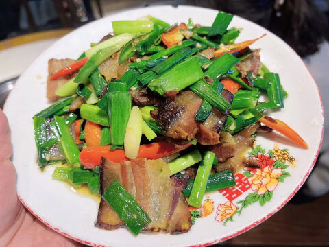 蒜苗回锅肉