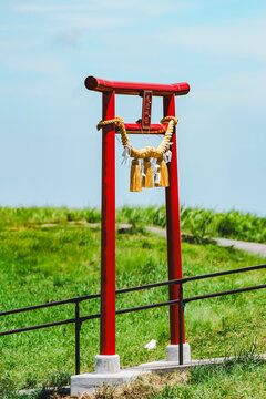 日本大室山红色鸟居