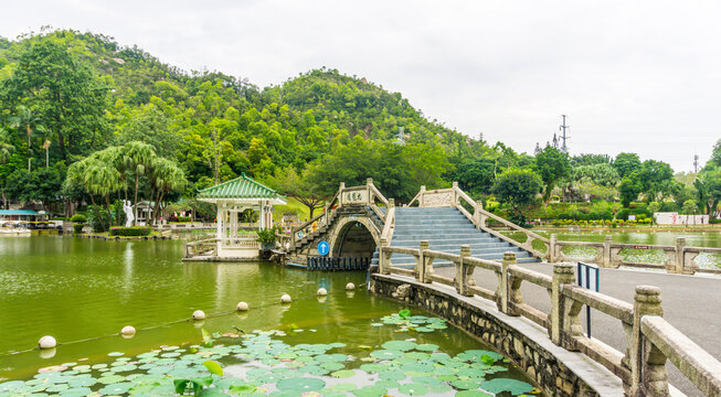 白莲洞公园风采