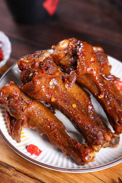 卤香鸡腿