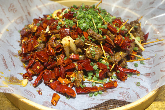 重庆江湖菜美食牙签牛肉