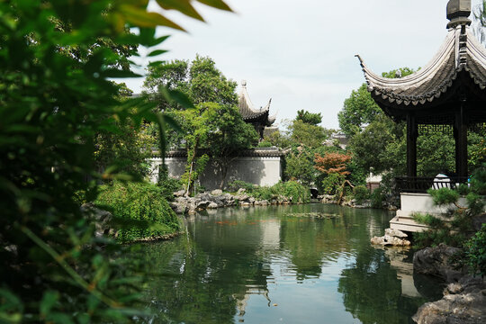严家花园且闲亭宜两亭
