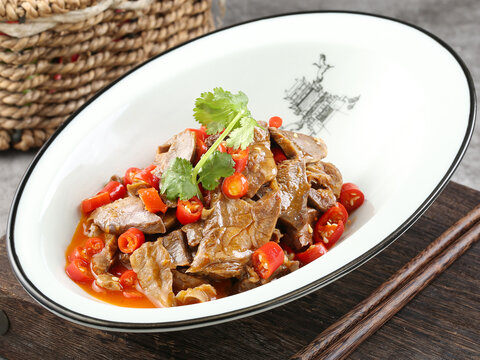 凉拌牛肉