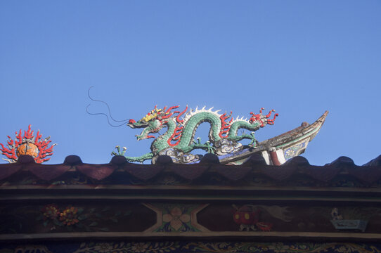 屋顶龙