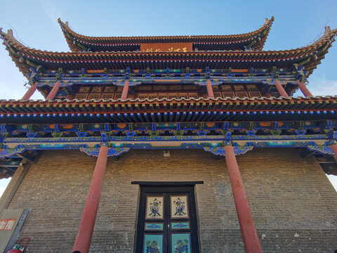 河西走廊天下第一关嘉峪关