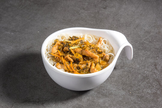 炸菜肉丝米粉