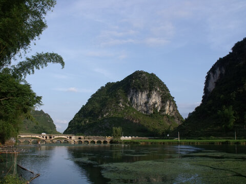 白鹅潭