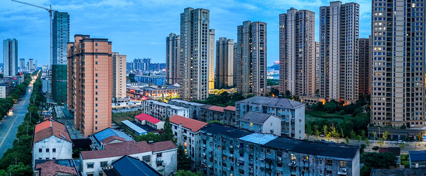 津市市