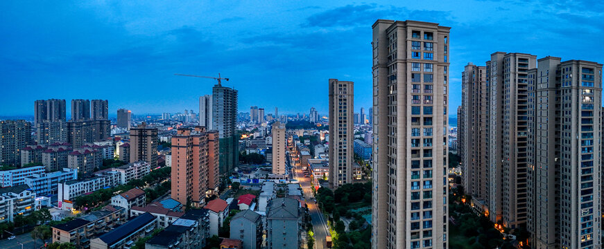 津市市